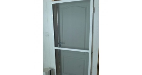 Nyíló szúnyogháló ajtó